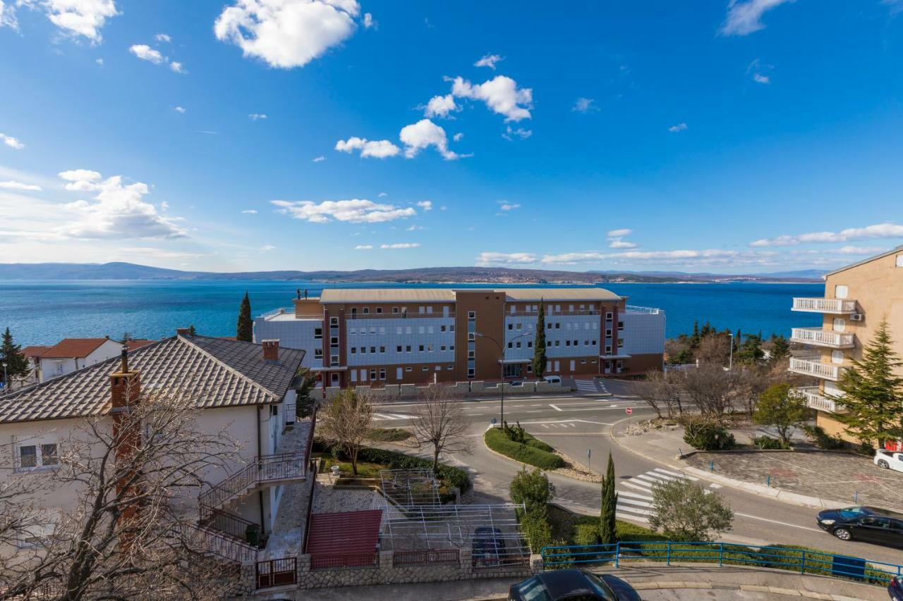Apartmani Milan Crikvenica Exterior foto